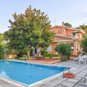 Villalara Con Piscina E Vista Mare Italia